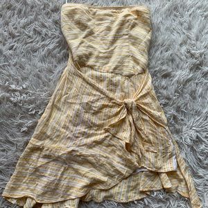 STRAPLESS MINI WRAP DRESS || SKYLAR + MADISON